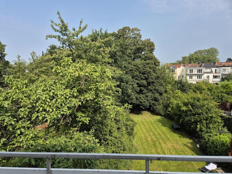 City Green Apartment - Housity