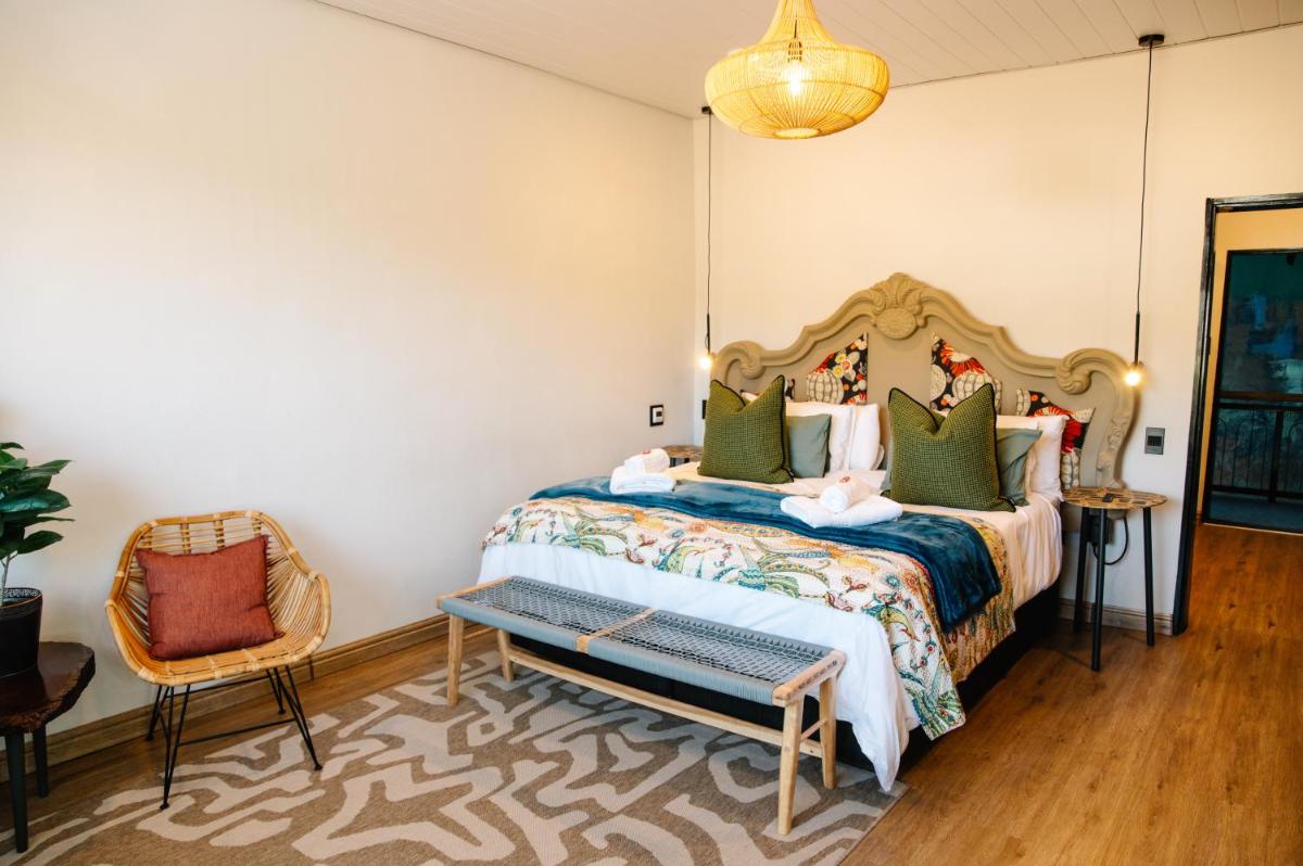 360 Country Hotel - Housity