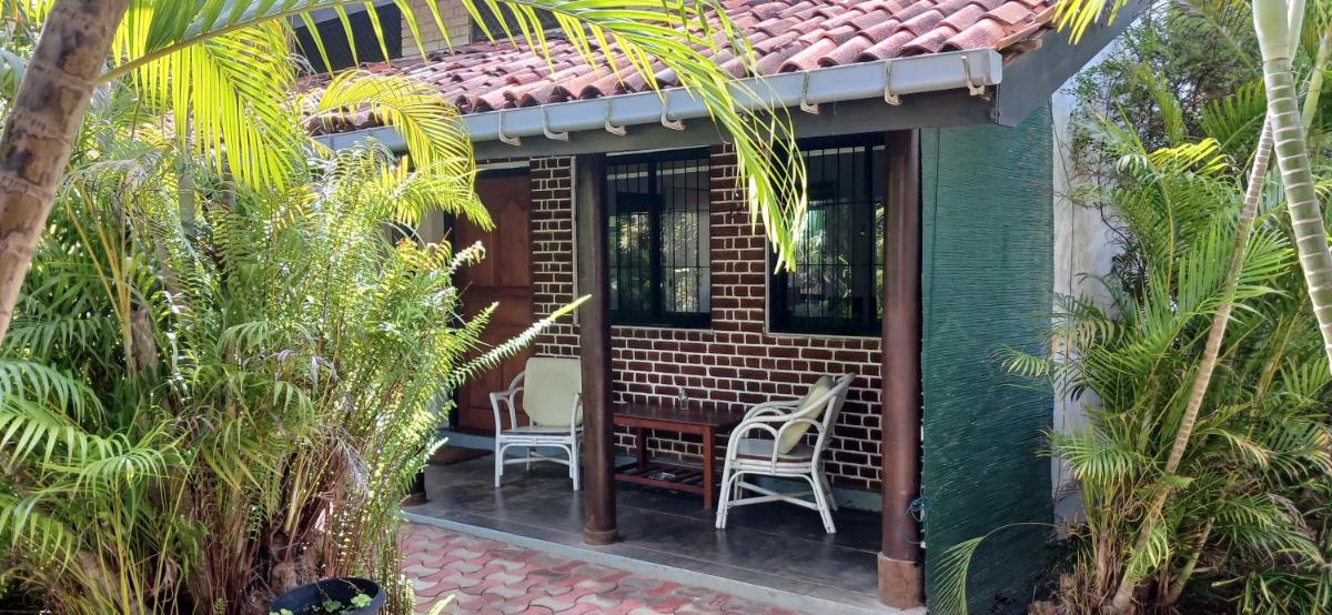 Cottage Garden Bungalows - Housity