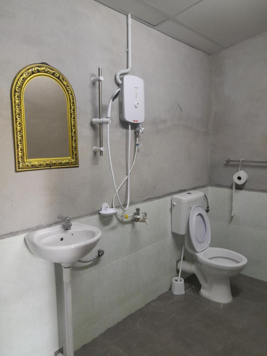 Tony’s Guesthouse at Teluk Bahang - Housity
