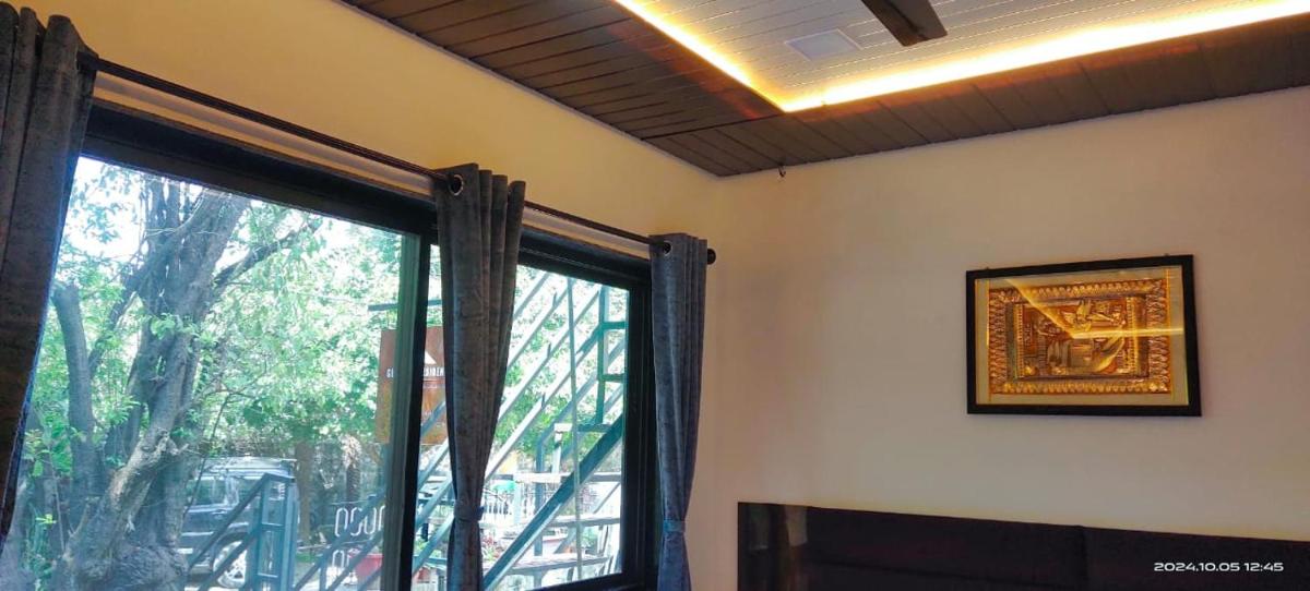 Palms View Villa - Housity