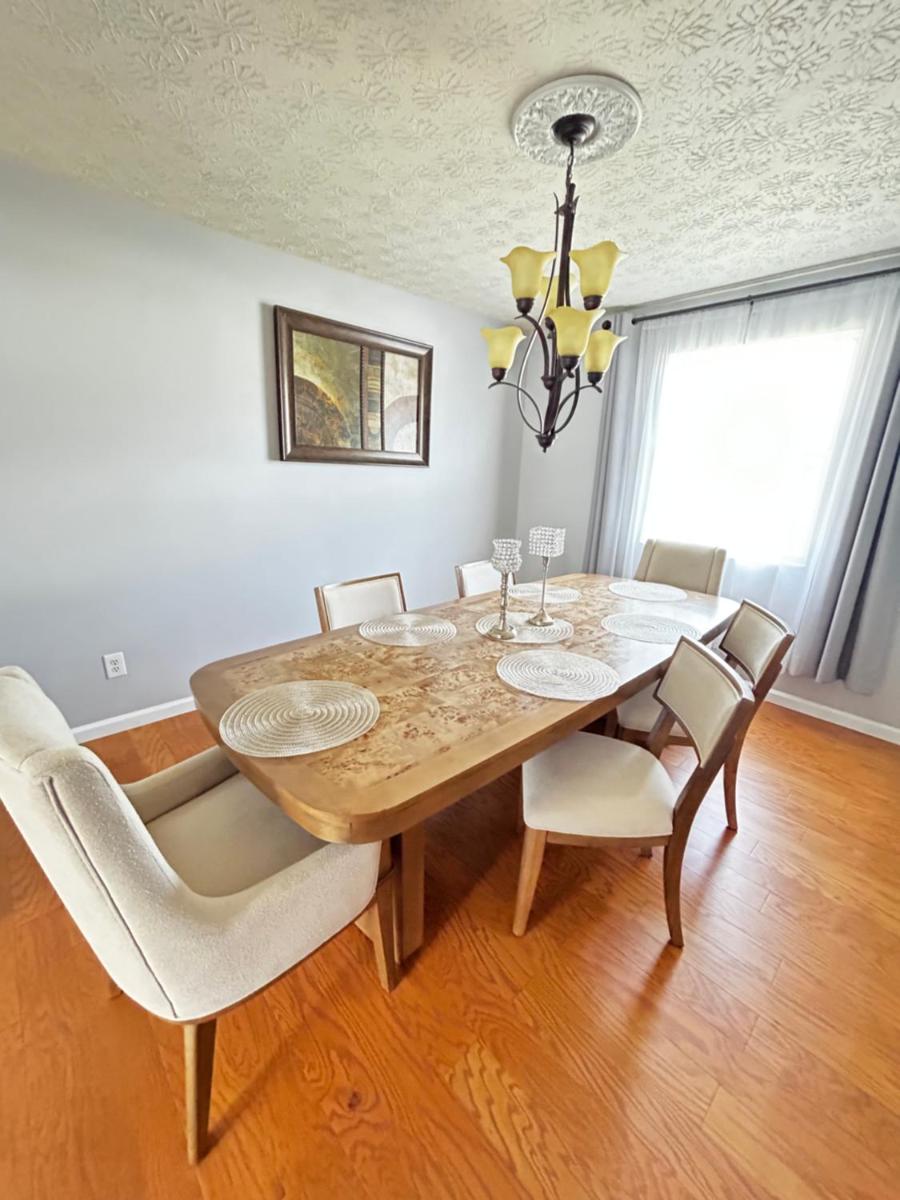 The Eastside Getaway - Housity