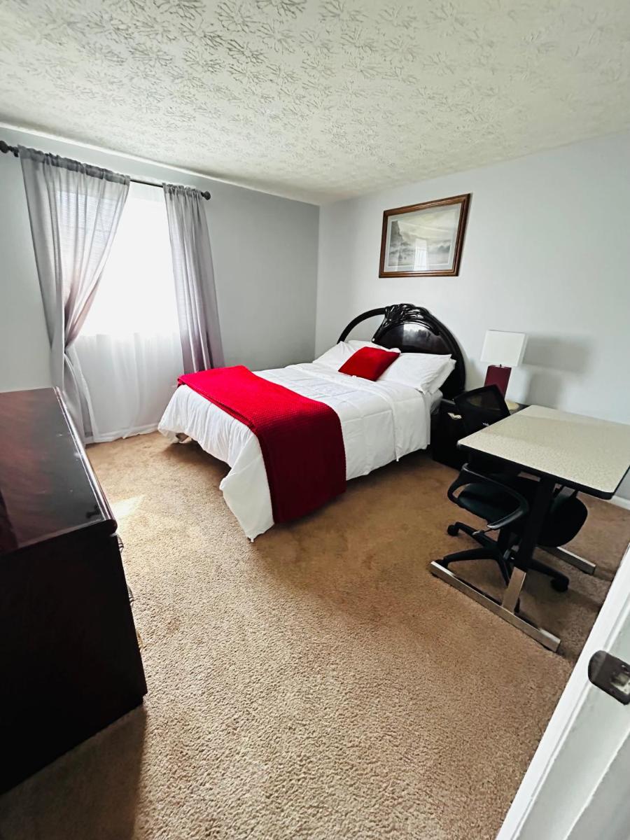 The Eastside Getaway - Housity