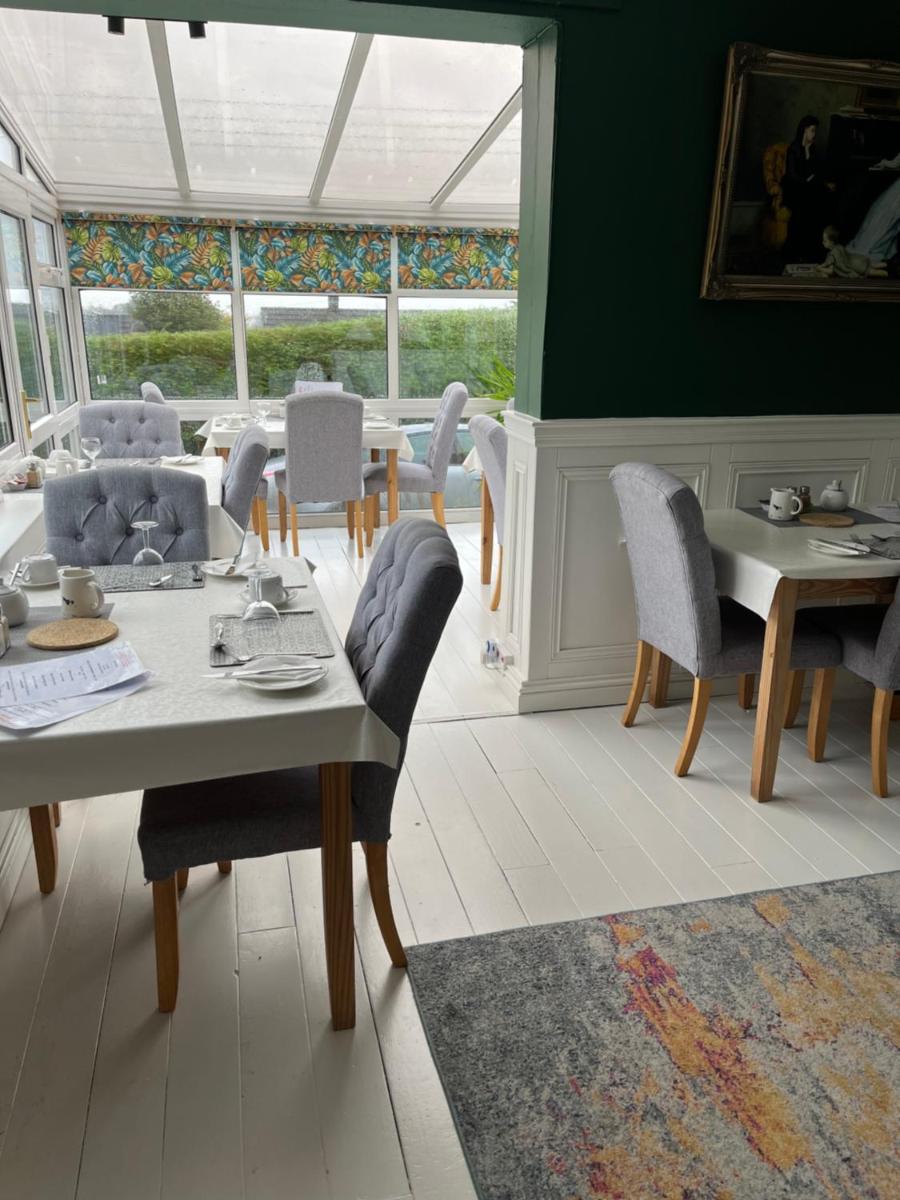 Overdale Motel - Housity