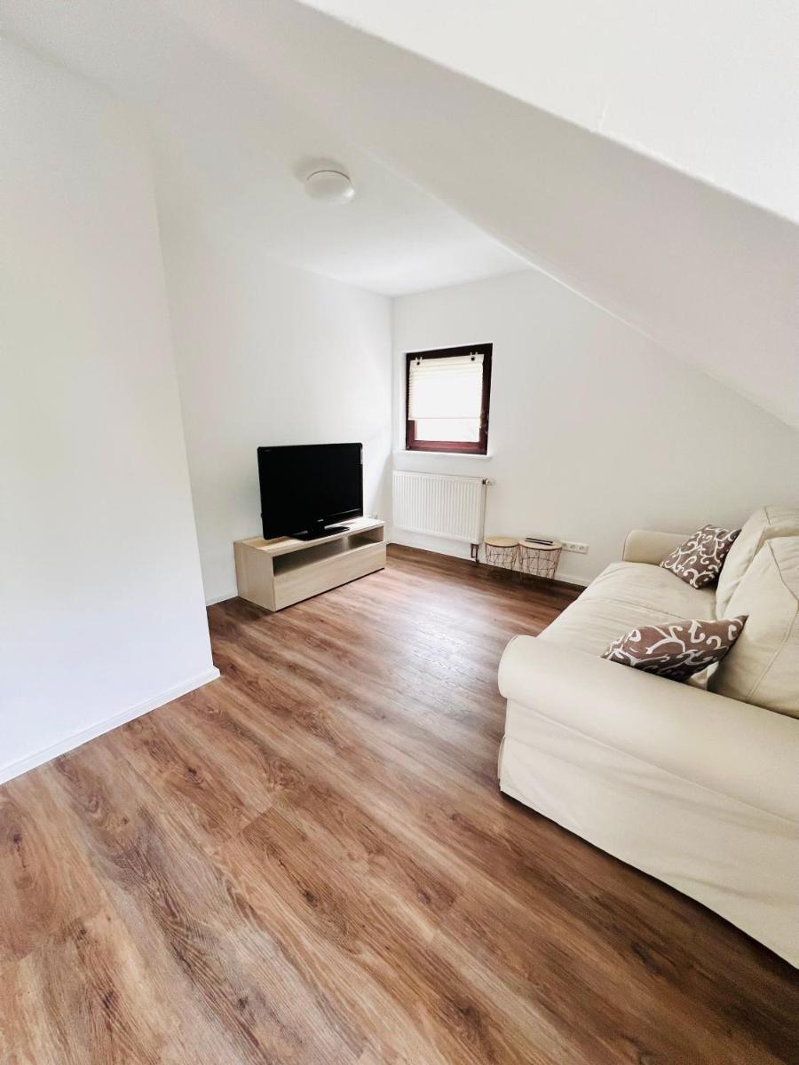 Deluxe Apartment Stuttgart Zuffenhausen - Housity