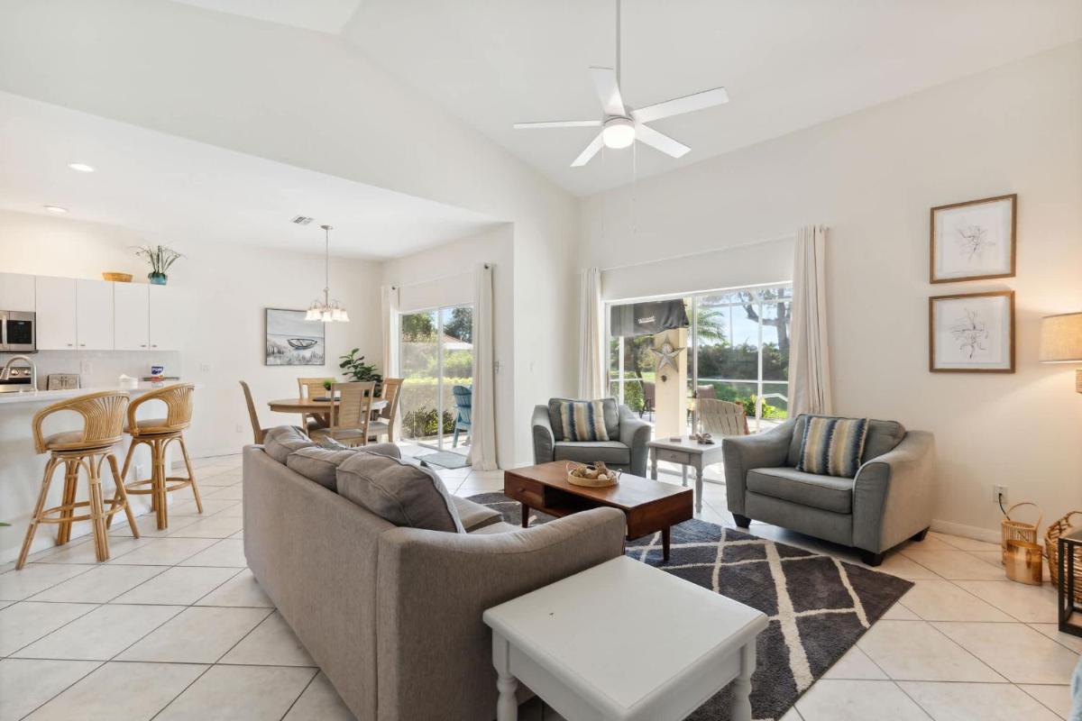 Fantastic Weekly Rental Pool Home in Falcons Glen of Lely - Naples, Florida! - Housity