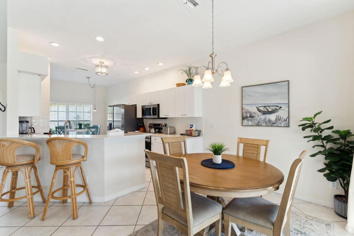 Fantastic Weekly Rental Pool Home in Falcons Glen of Lely - Naples, Florida! - Housity
