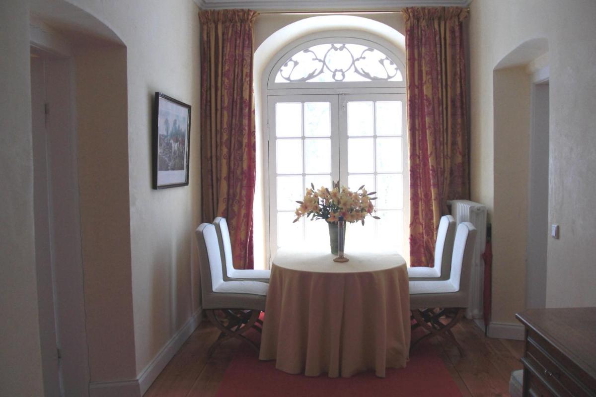 Ein Sitzbereich in der Unterkunft Herrenhaus Borghorst
