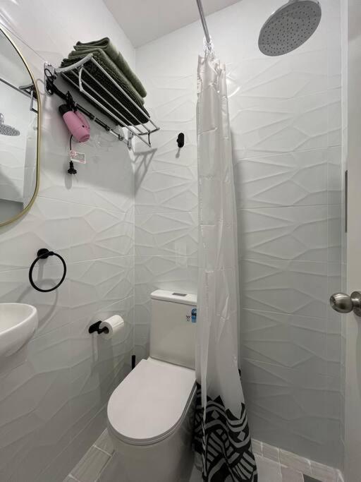 Convenient & Compact Studio - Housity