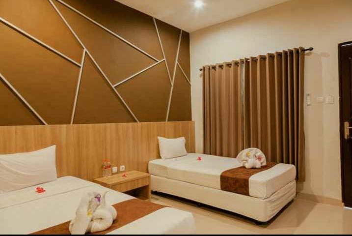 Puri Senggigi Hotel - Housity