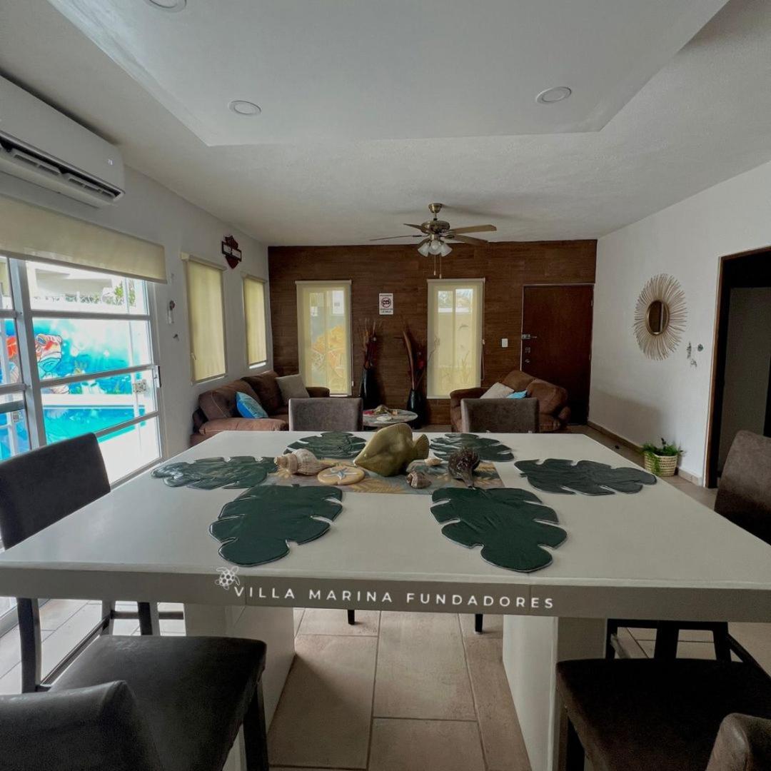 Beach House near of Miramar Beach - Housity