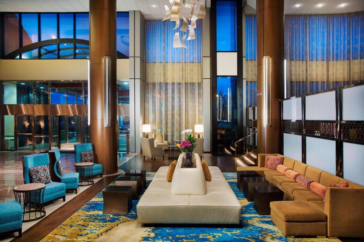 Teaneck Marriott at Glenpointe - Housity