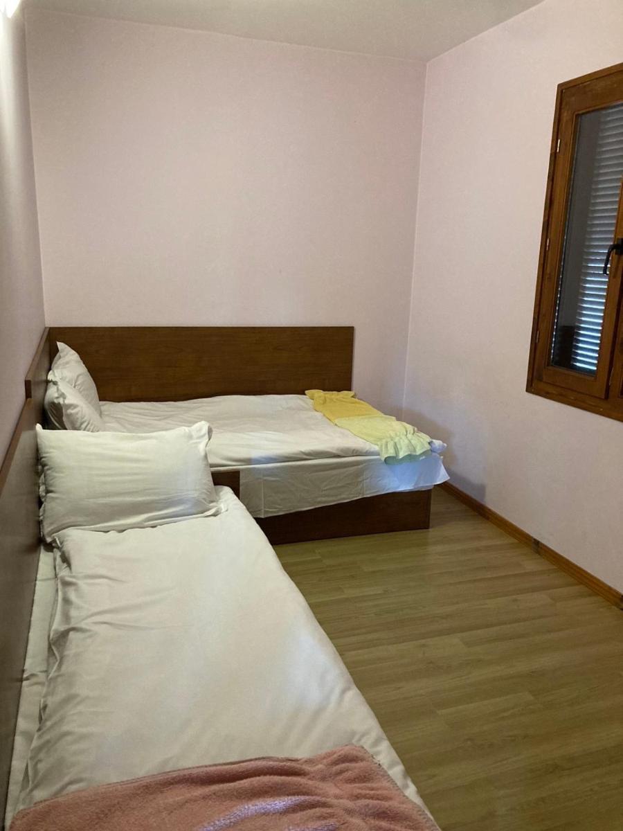 Holiday village batashki han - Housity