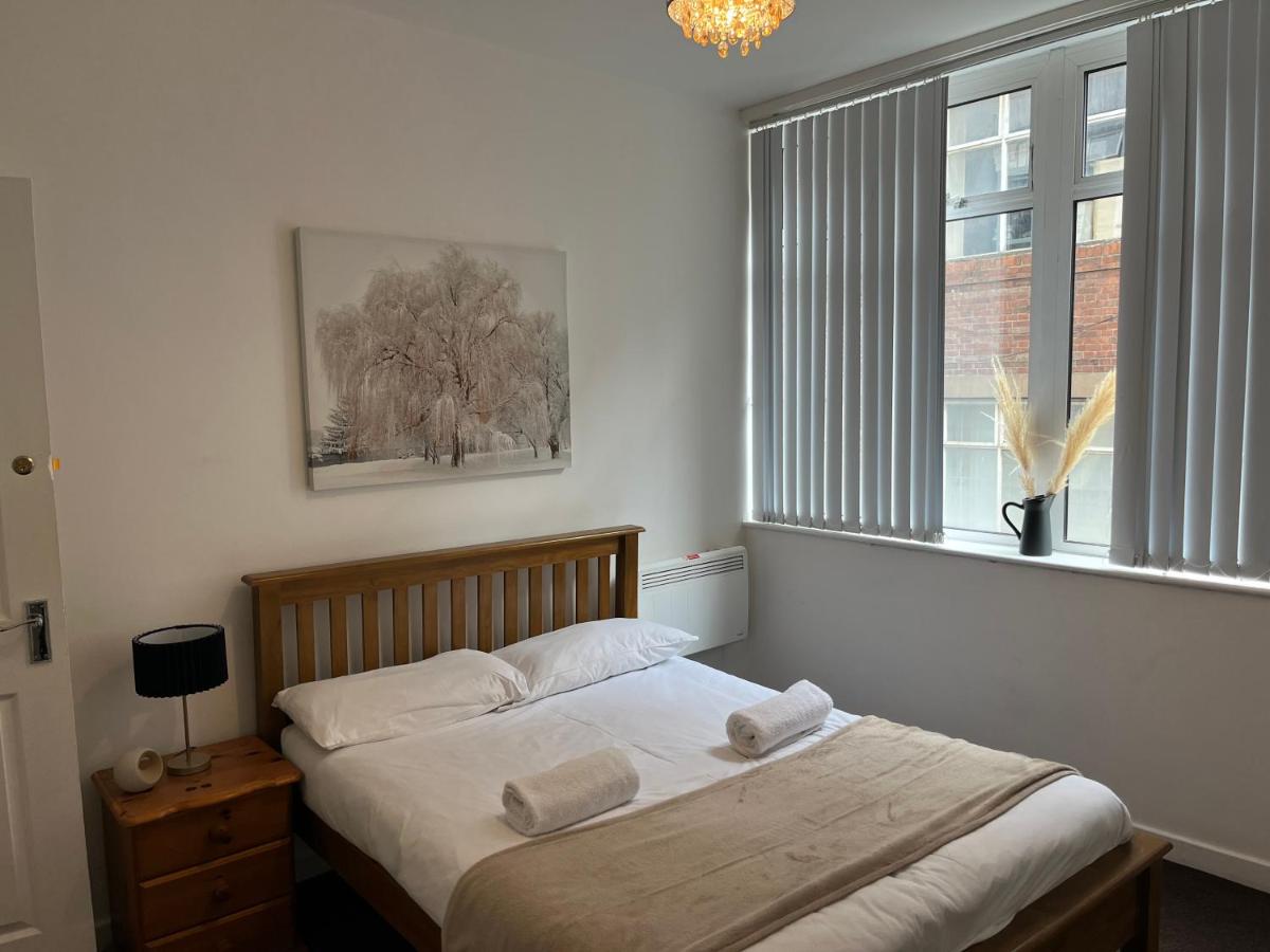 Alexander Apartments Powdene House - Housity