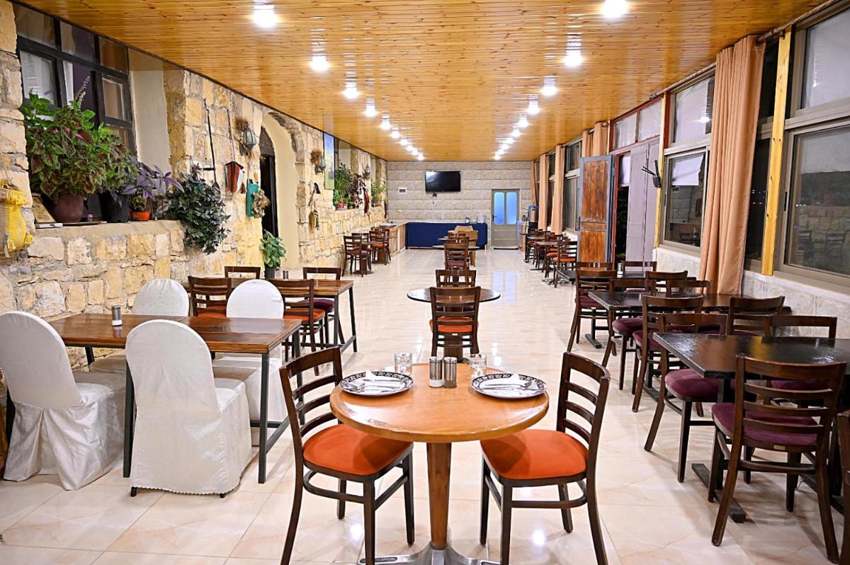 Jabal Dana Hotel - the highest hotel in Jordan - Housity