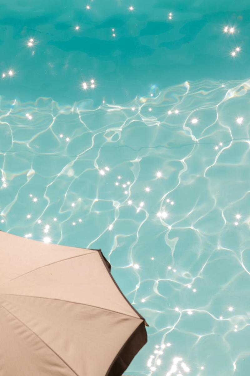 Piscine de l'établissement Hôtel Les Aiglons Chamonix ou située à proximité