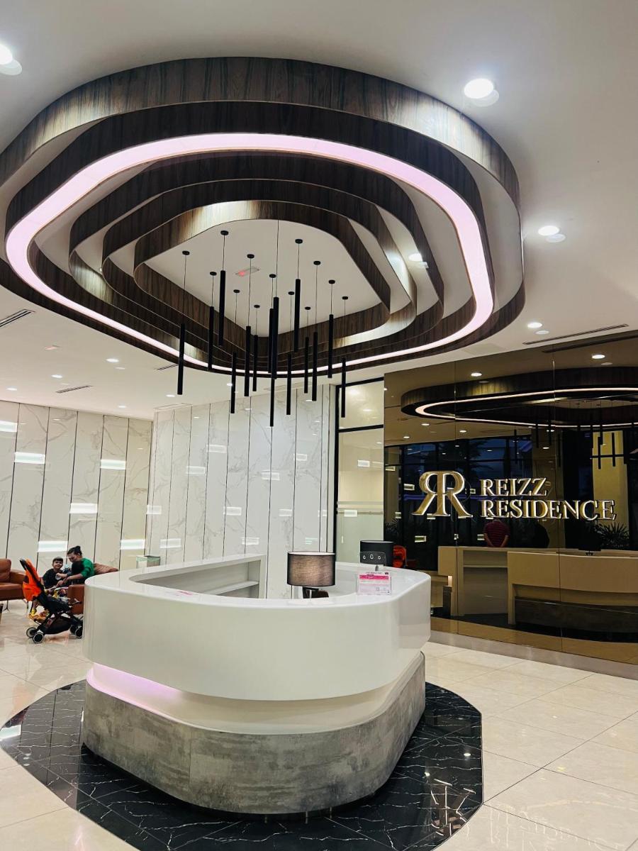 Suitetrails - RoseWood Suites At Reizz Residence