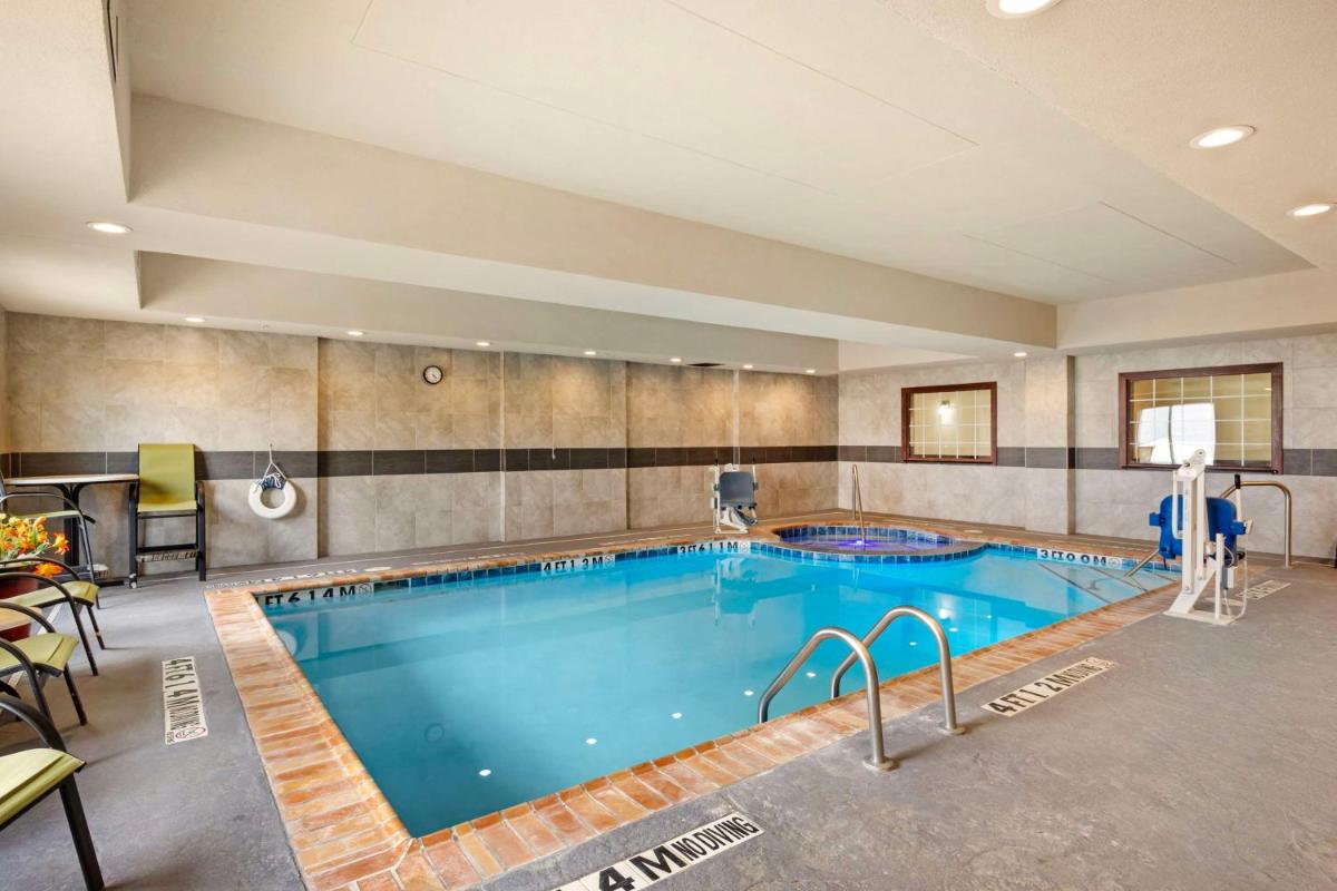 Best Western Plus Pratt - Housity