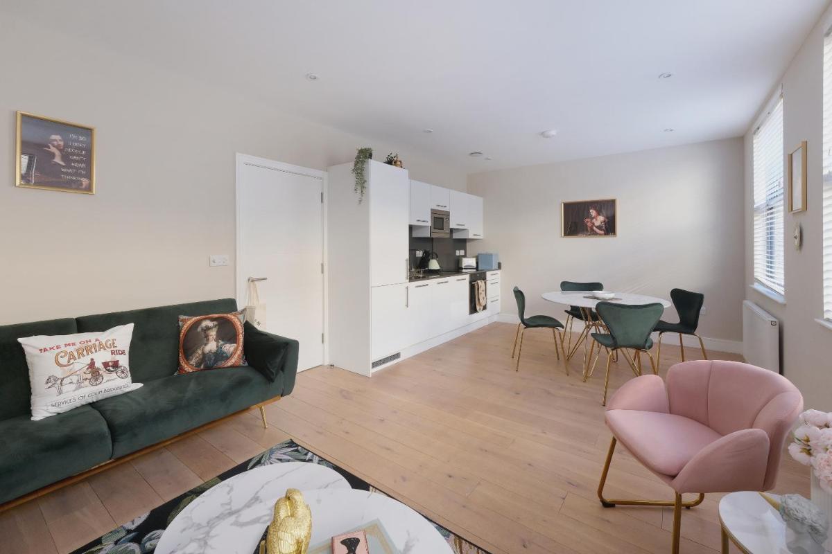 Harington's Apartments - John Street - Housity