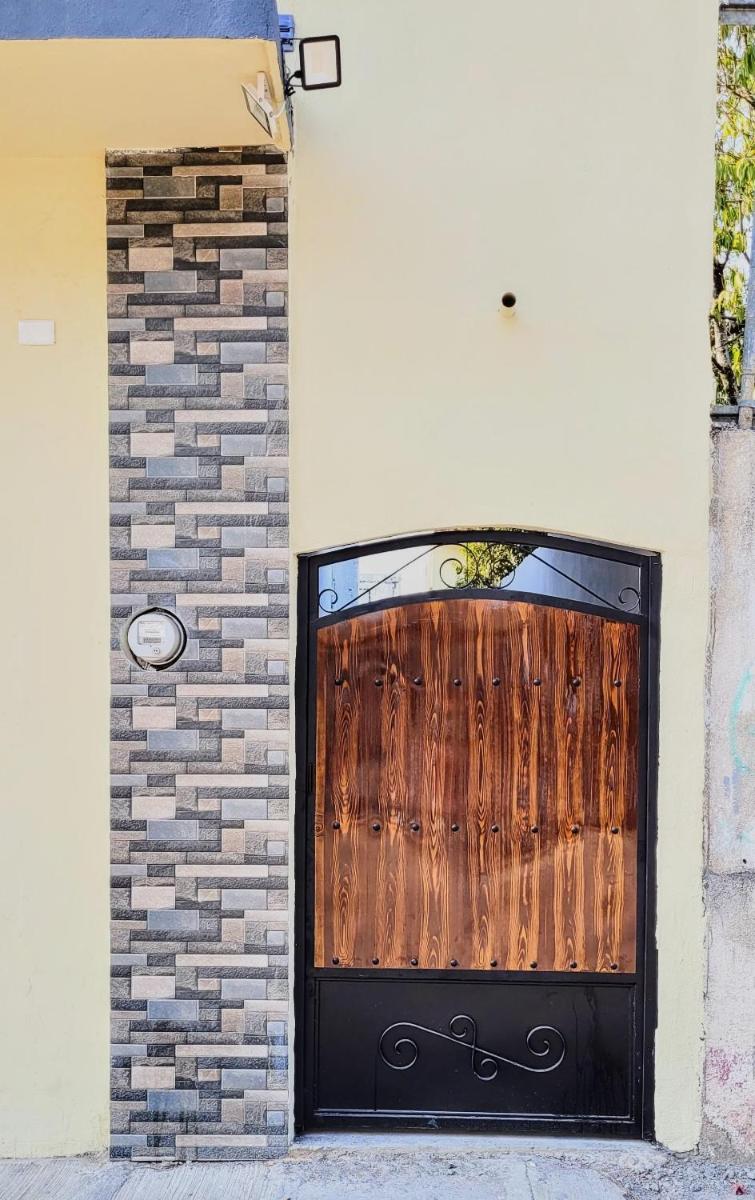Doña Adelina House - Housity