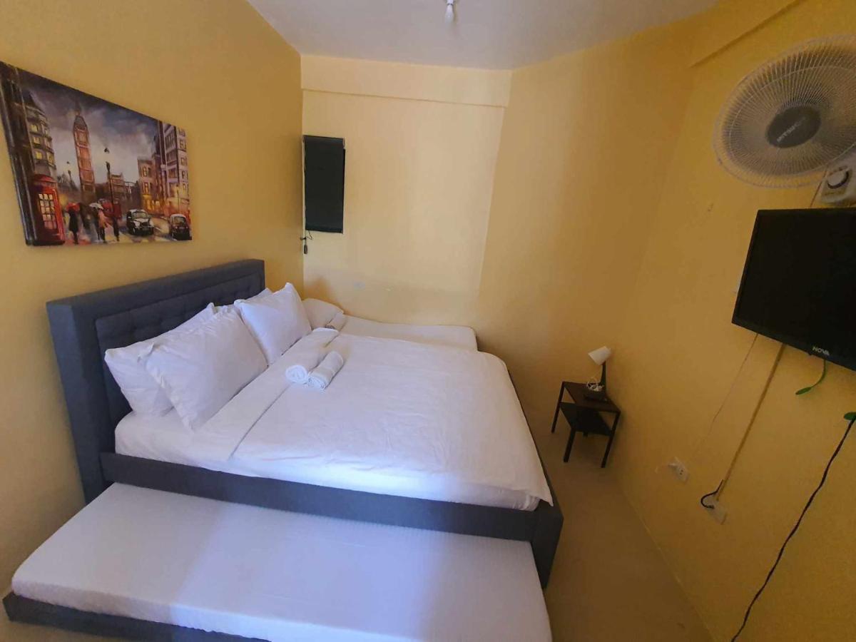 Lucena Meg's Studio Apmnt Deluxe rm-Near SM-Wifi - Housity
