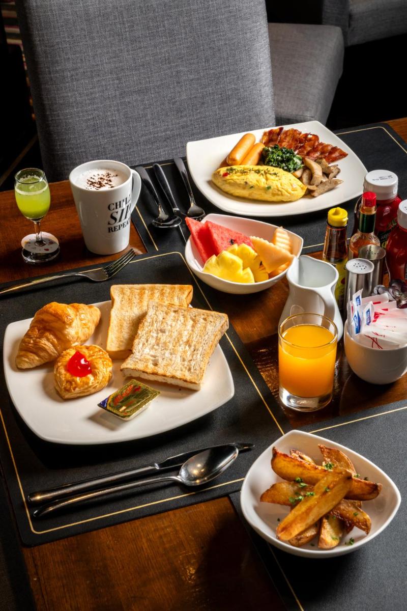 Night Hotel Bangkok - Sukhumvit 15 - Housity