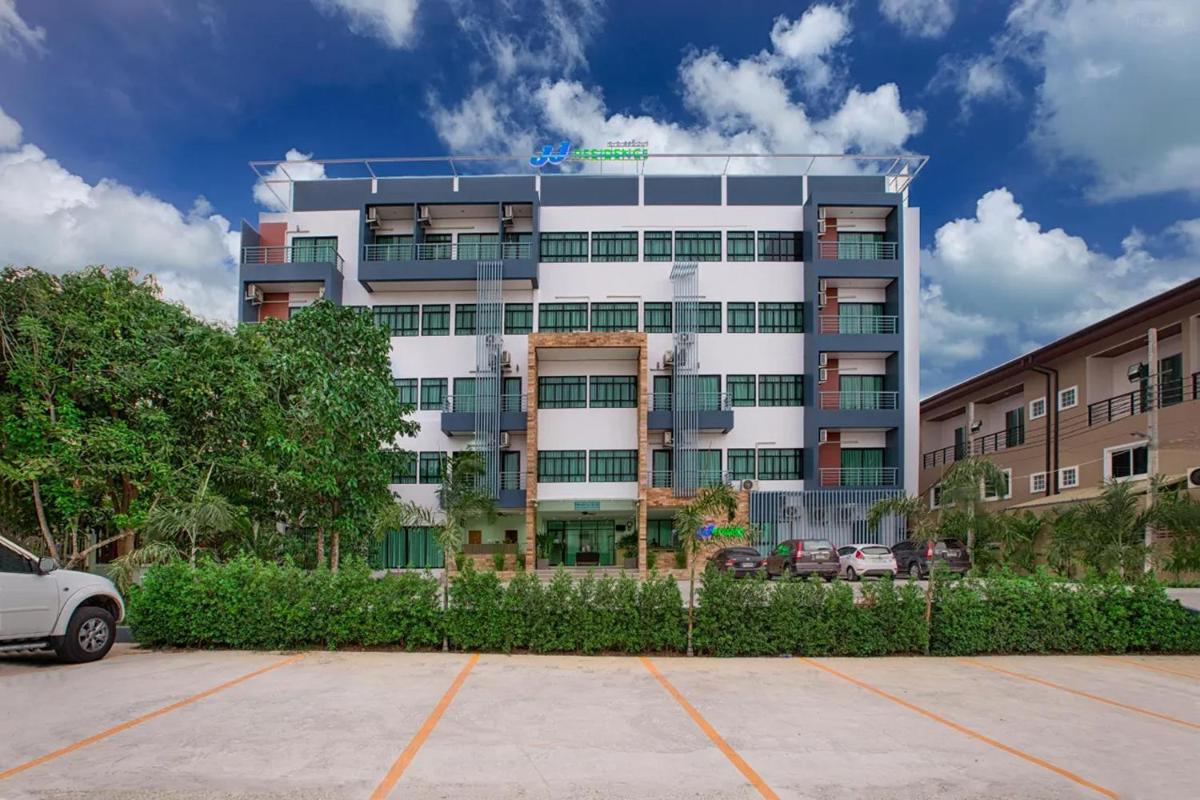 JJ Residence Phuket Town - Housity