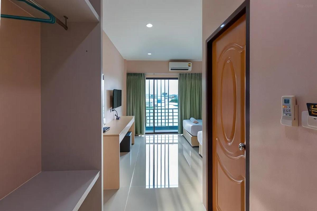 JJ Residence Phuket Town - Housity