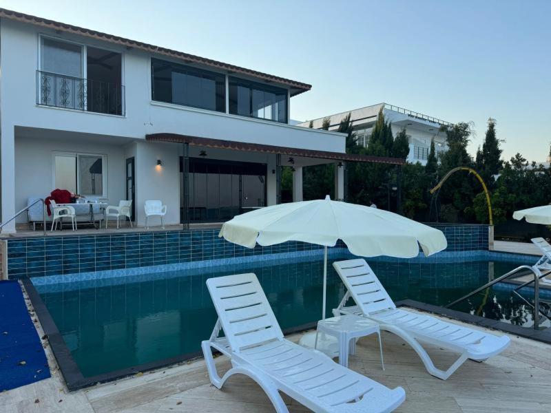 OtelOX Ayaş Beach Villa - Housity