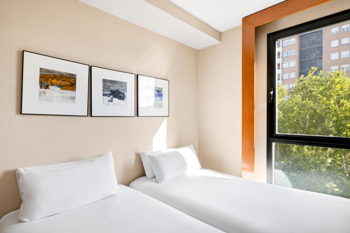 B&B HOTEL Zaragoza Los Enlaces Estación - Housity