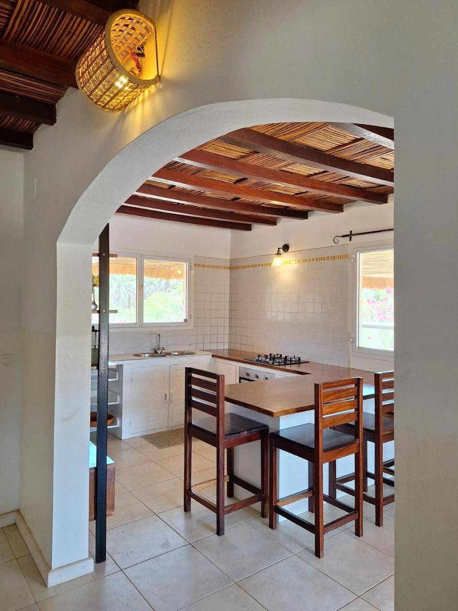 Cozy house with sea view - Housity