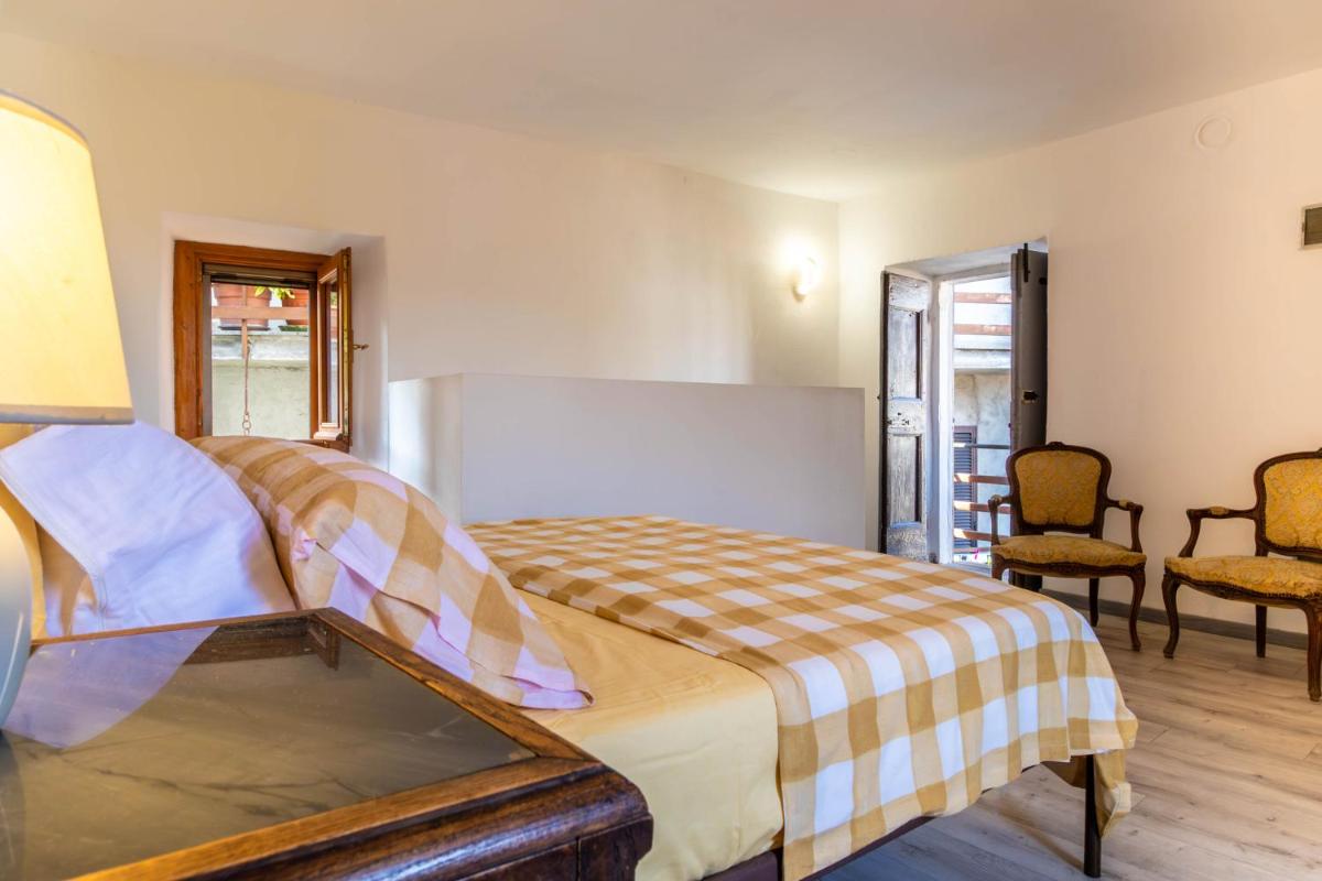 Nuovo Moderno Rustico sul Lago Maggiore, Vino fresco, BBQ - La casa di Amelia - Housity
