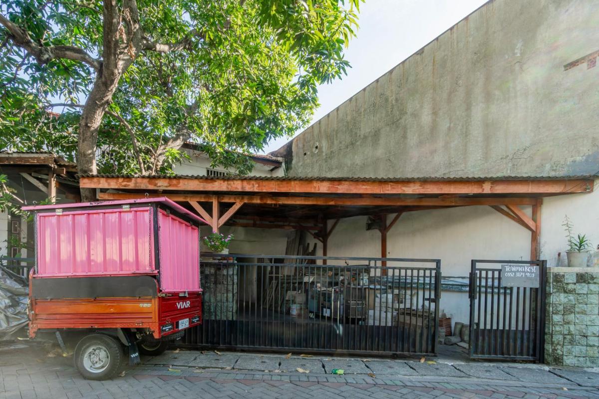 OYO Life 94040 Agung Home Stay - Housity