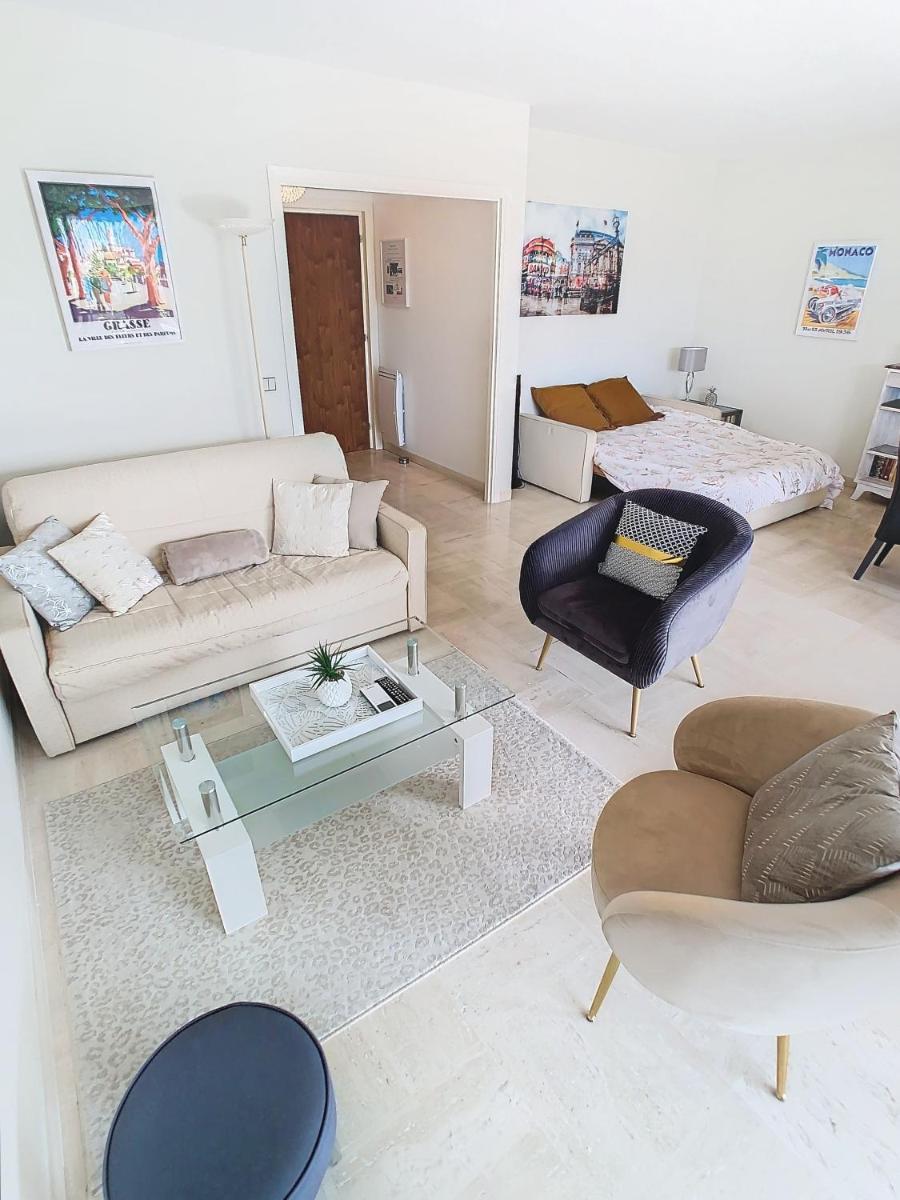 Parc - 4 pers 60m2 - Piscine - Climatisé - Housity