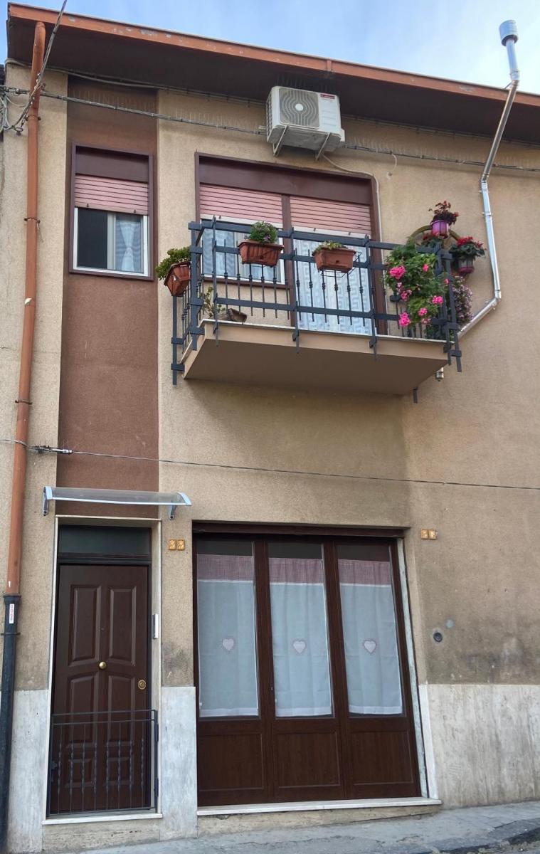Fontana Di Li Rosi - Housity