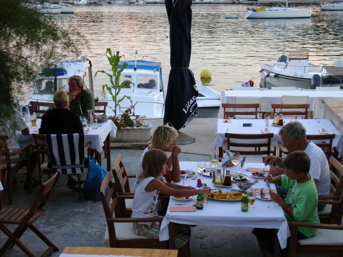 Hotel Maestral - Housity