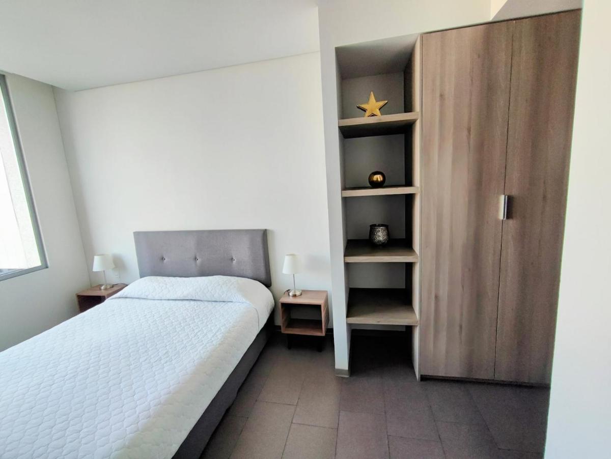 Luxurious High-rise Hs Wifi, Amazing City Views - Housity