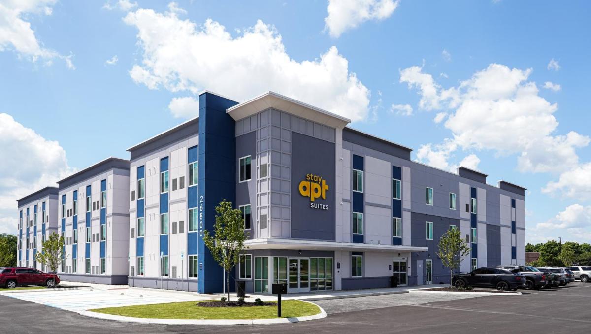 stayAPT Suites Madison-Greenbrier - Housity
