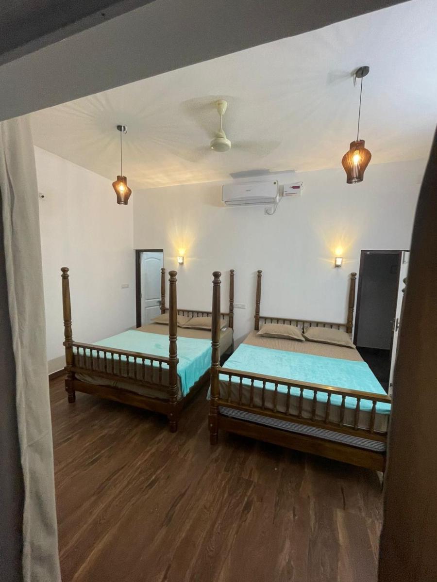Blue Water Beach Homestay - Private beach DH - Housity