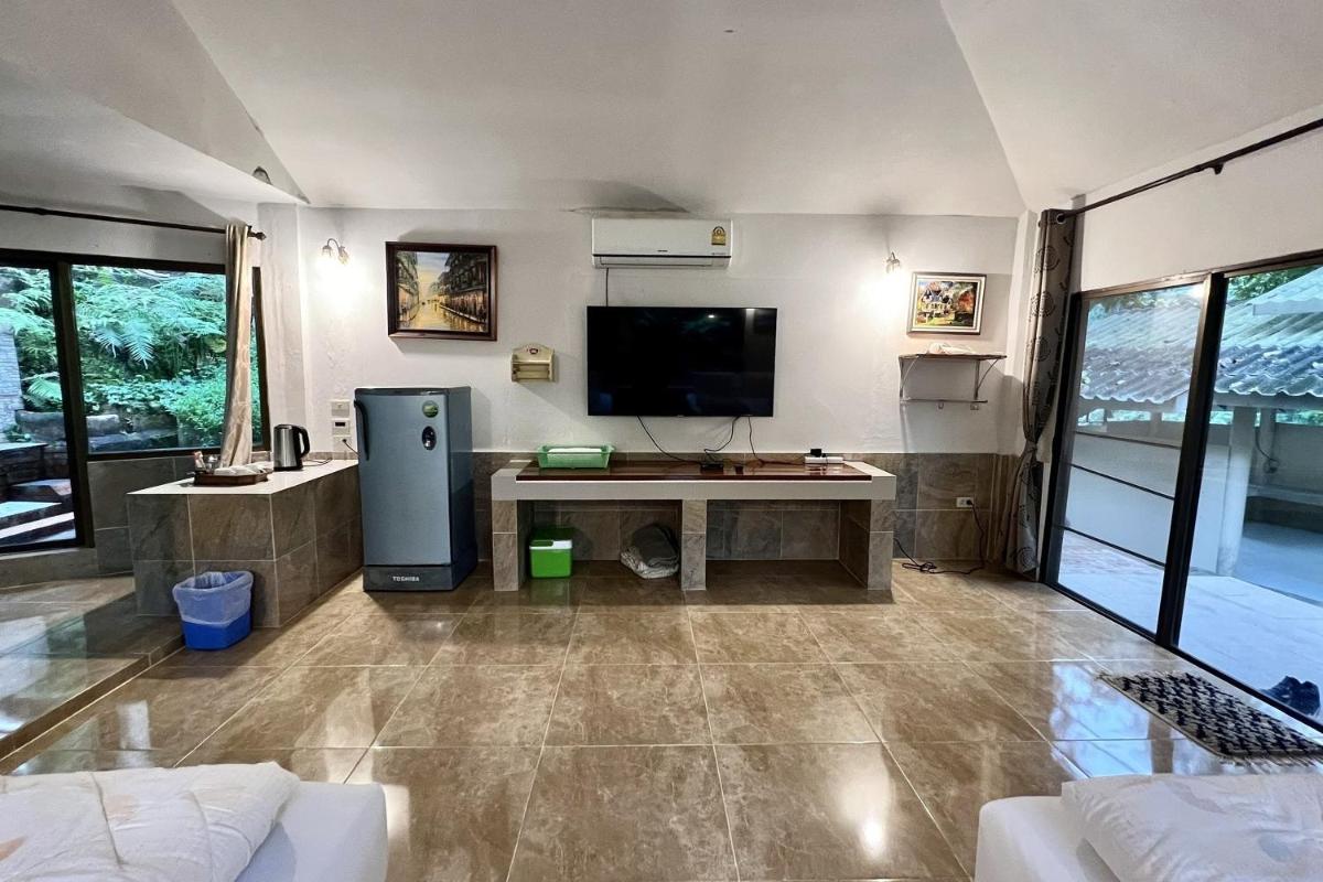 The Cascade - Mae Taeng Waterfall Bungalows - Housity
