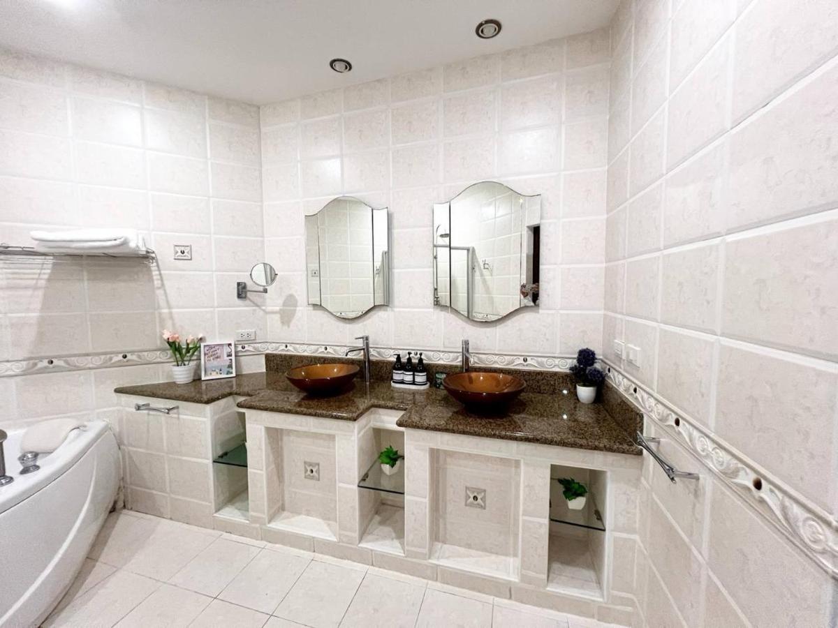Smokers Resort - Housity