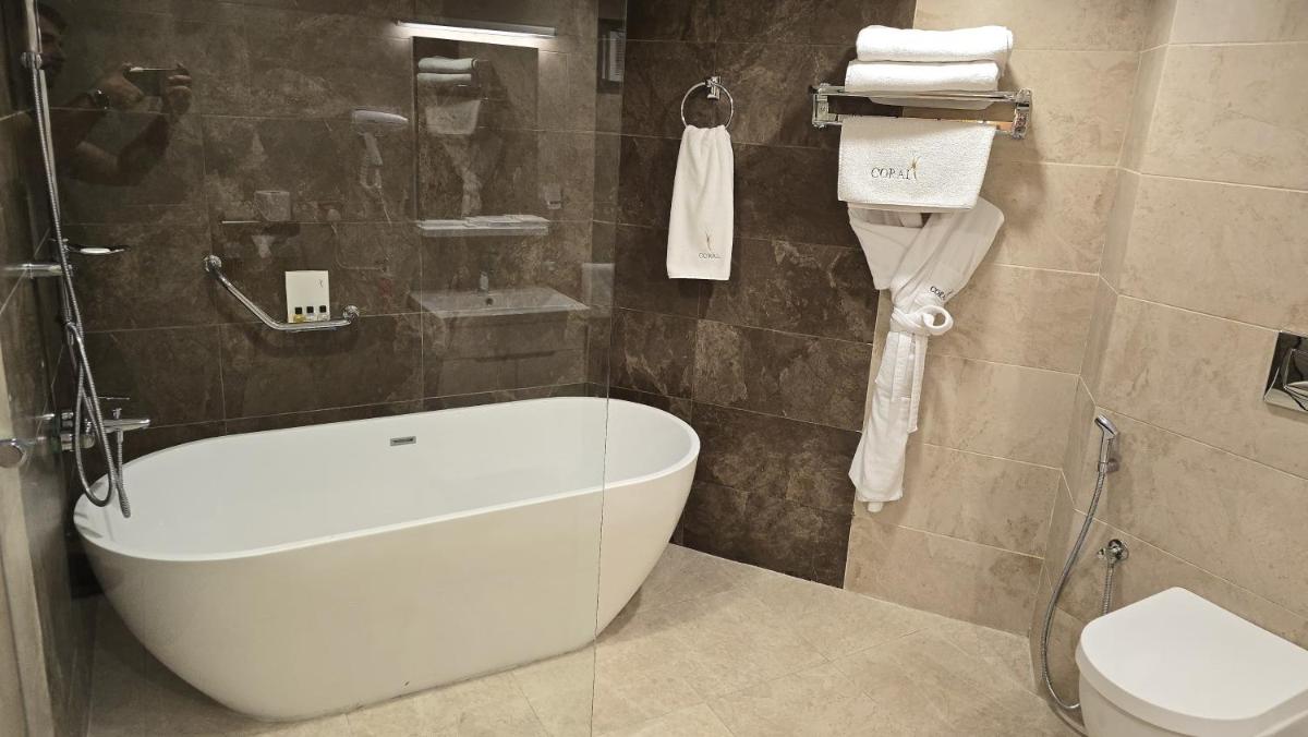 Coral Palace Hotel - Housity