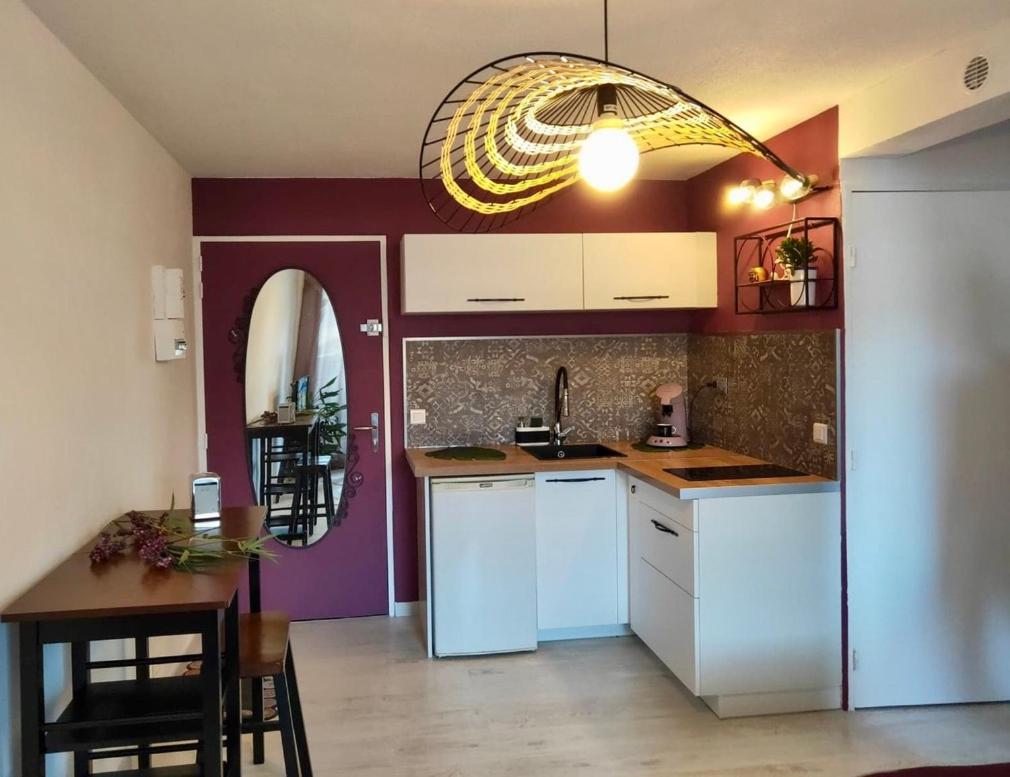 La Perle Marine, Cosy et rénové, 200 m de la plage, 1 chambre, parking et Wifi - Housity