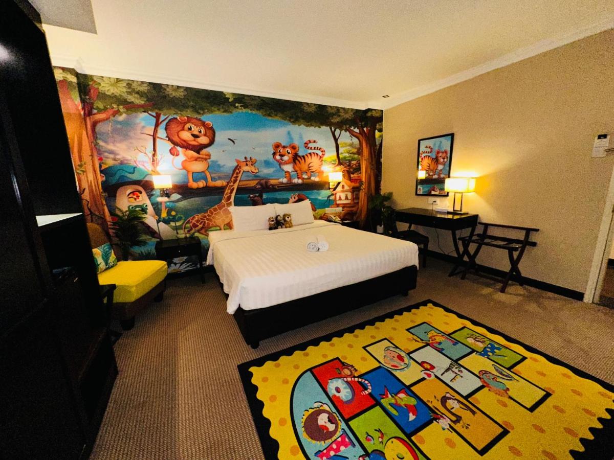 Merchant Hotel - Housity