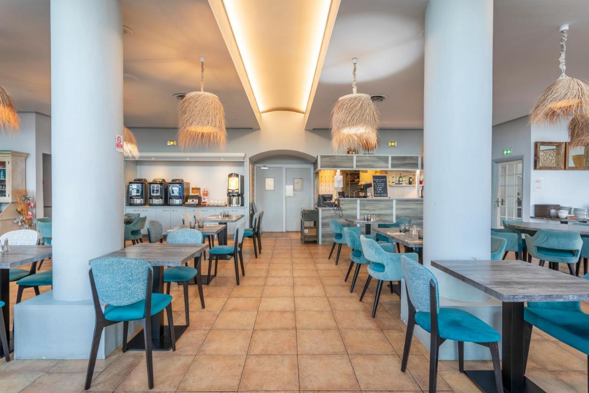 Restaurant ou autre lieu de restauration dans l'établissement Hôtel de l'Esterel Pierre & Vacances