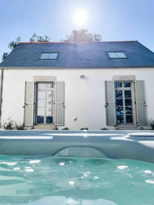 Adorable guest house - petit port de Ste Marine - Housity