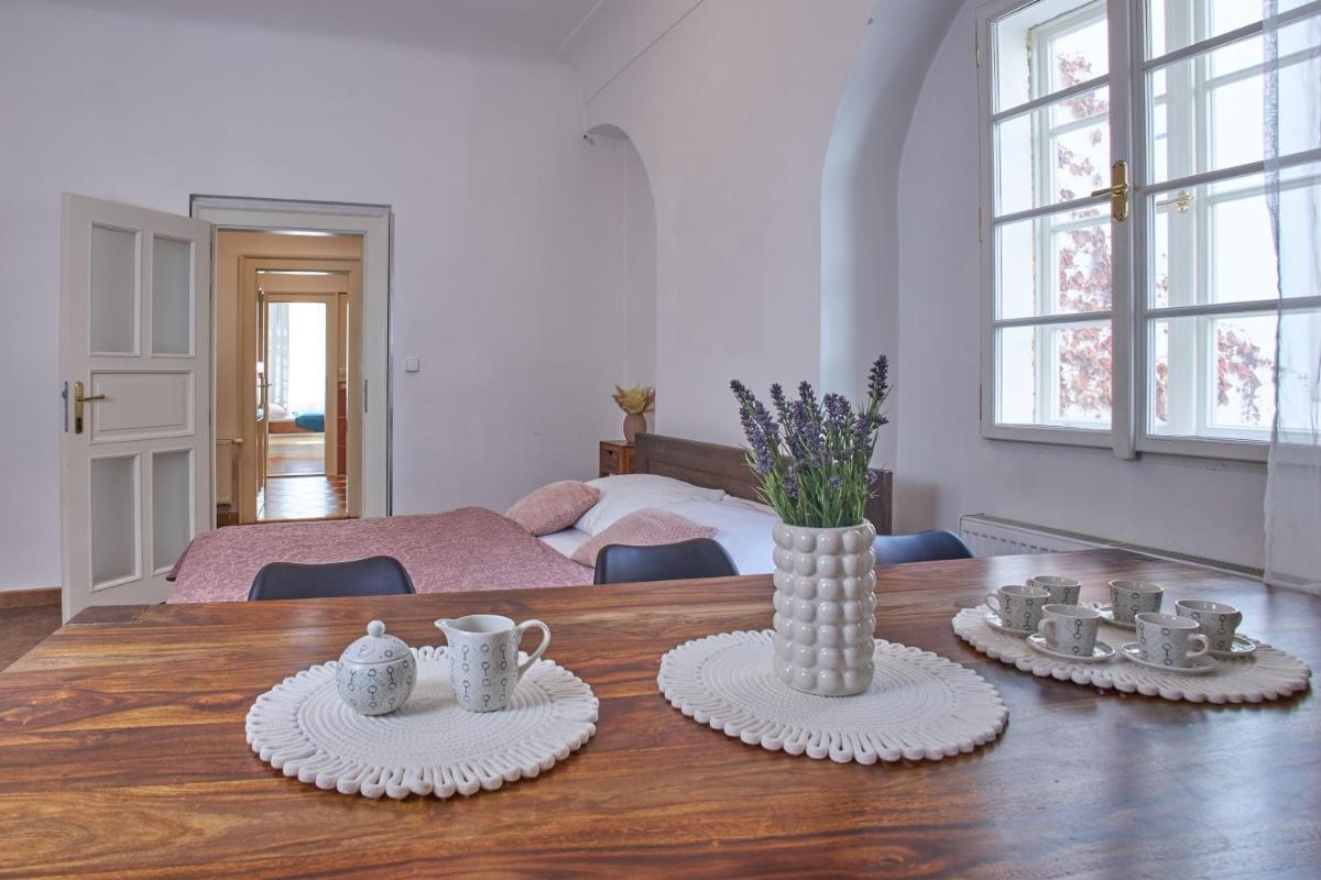 Charles Bridge Apartments - Housity