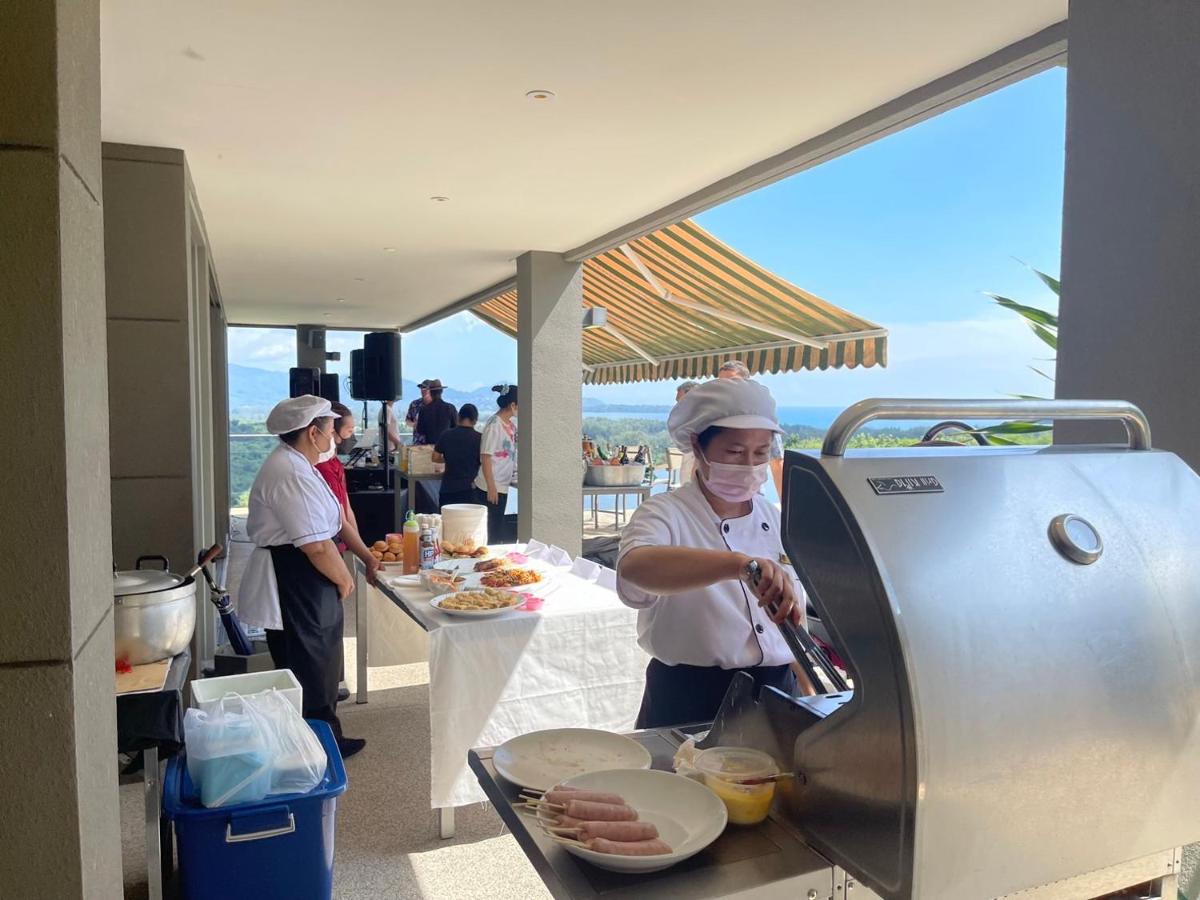 Surin Bay Inn - Housity