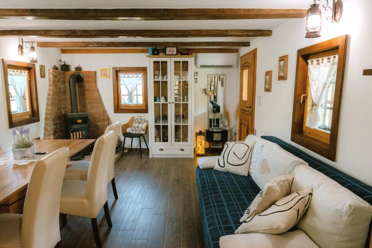 Rural Holiday House Tinna - Housity