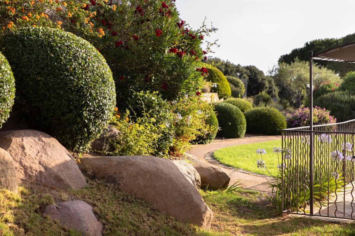 Jardin de l'établissement La Villa Calvi